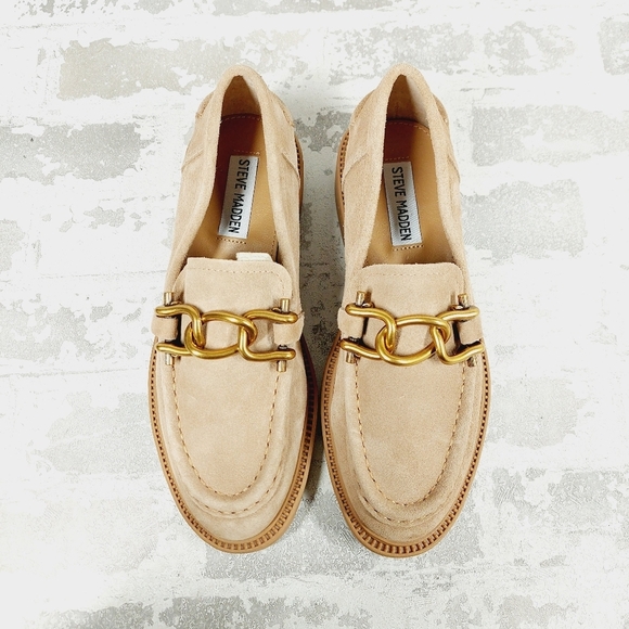 New Steve Madden Karmine Gleaming Tan Suede Goldtone Hardware Loafer W298 - Picture 8 of 11